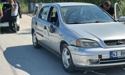 Otomobille çarpışan motosikletin sürücüsü ağır yaralandı