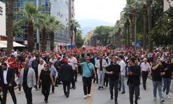 Özel: Bir bankın üzerindeyiz ama milletin gönlündeyiz