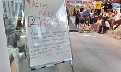 Özgür Özel: Öğretmenlerin hakkını verin, bu işin siyaseti yok