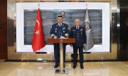 Romanya Hava Kuvvetleri Komutanı Korgeneral Baraboi, Hava Kuvvetleri Karargahını ziyaret etti