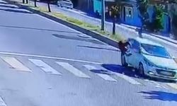 Şanlıurfa'da otomobilin, yayaya çarptığı kaza kamerada