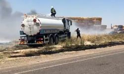 Şanlıurfa'da saman yüklü TIR yandı