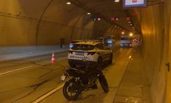 Şişli'de tünele dökülen yağ kazaya neden oldu: 1'i polis 3 yaralı