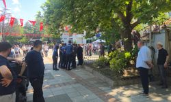 Sivil polisler bıçaklı kavgaya havaya ateş açarak müdahale etti