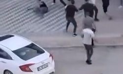 Sokağa taşan ıstakalı, kemerli kavga kamerada