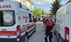 Tabancayla kızını öldürüp, eşini ve diğer kızını yaraladı