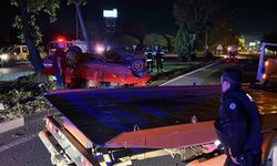 Takla atan otomobildeki 4 kişi yaralandı
