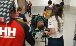 Tırmanış sırasında ayağı kırılan dağcı askeri helikopterle kurtarıldı