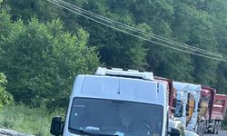 Trabzon-Bayburt kara yolu heyelan nedeniyle ulaşıma kapandı