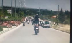 Trafikte ayağa kalkarak motosiklet kullanan sürücüye 46 bin TL ceza