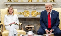 Trump'tan Meloni'ye 'fotoğraf' göndermesi: Oy oranlarını yükseltmek için tekrar arkadaş olmak istiyor