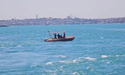Üsküdar'da denizde görülen kişi için arama sürüyor