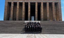 Uyuşmazlık Mahkemesi üyelerinden Anıtkabir'e ziyaret