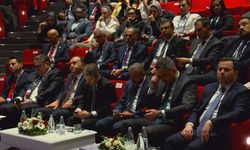 Vali Gül: Müslüman ülkelerdeki genç nüfus doğru kullanıldığında önemli bir beşeri sermayemiz olacak