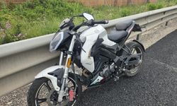 Virajda devrilen motosikletin sürücüsü yaralandı