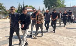 'Yasa dışı bahis' operasyonunda gözaltına alınan şüphelilerden 34'ü adliyede