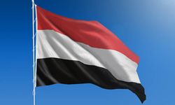 Yemen'deki Husiler, İsrail'e balistik füze attı