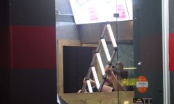 Yük asansöründen düşen çalışan yaralandı