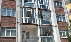 Ablasının cesedi ile 1 hafta aynı evde kalan engelli, hastaneye kaldırıldı