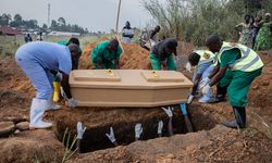 Afrika'daki Ebola salgınında can kaybı 1000'i aştı