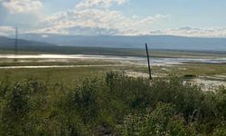 Ardahan-Göle yolu dolu nedeniyle geçici süre ulaşıma kapandı