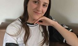 Bahçe duvarına çarpan otomobildeki Berivan, bir hafta sonra yaşam mücadalesini kaybetti