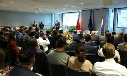 Bakan Bolat, Hollandalı mevkidaşı Sjoerdsma ile 'Türkiye-Hollanda İş Forumu'nun açılışını gerçekleştirdi