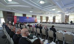 Bakan Çiftçi, AK Parti milletvekilleriyle bir araya geldi