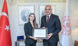 Bakan Ersoy, Nilay Tahiroğlu ve Tan Sağtürk ile görüştü