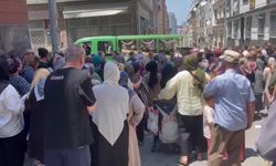Bayrampaşa'da binanın 3'üncü katından başına beton parçası düşen kadın öldü
