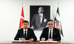 Beşiktaş, İlhan Fakılı ile 4 yıllık sözleşme imzaladı