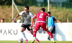 Beşiktaş, Widzew Lodz'a mağlup oldu