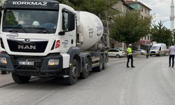 Beton mikserinin çarptığı bisikletli öldü