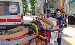 Çarpıştığı kamyonetin altında kalan motosikletli kazadan 7 gün sonra öldü