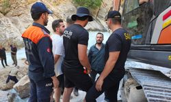 Çayda kaybolan Erkan'ı arama çalışmaları 3'üncü gününde