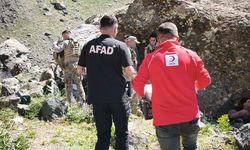 Cilo Sat Dağı'nda kaybolan dağcı için arama çalışmaları 2'nci gününde (2)