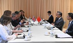 Çin ve İngiltere dışişleri bakanları Manila'da bir araya geldi / Ek fotoğraf