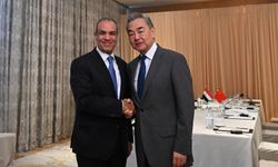 Çin ve Mısır dışişleri bakanları Manila'da bir araya geldi