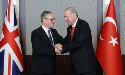 Cumhurbaşkanı Erdoğan, Birleşik Krallık Başbakanı Starmer'i kabul etti
