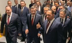 Cumhurbaşkanı Yardımcısı Yılmaz, Güzelyurt Soğuk Hava Deposu Entegre Tesisleri'nde incelemede bulundu
