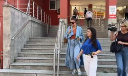 Deniz Akkaya, ev sahibinden şikayetçi oldu