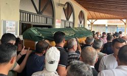 Dron saldırısında ölen gemi personeli, Kocaeli'de toprağa verildi