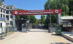 Emekli polis, cezaevinden izinli çıkıp kendisini bıçaklayan oğlunu öldürdü
