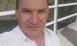 Emniyet şeridinde midibüsün çarptığı servis şoförü öldü