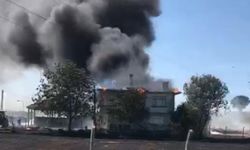 Evlerinin yanışını ağlayarak izlediler