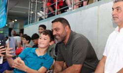Gençlik ve Spor Bakan Yardımcısı Yerlikaya, Türkiye Minikler Güreş Şampiyonası'nı takip etti