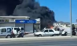 İş yerinde çıkan yangında 3 kişi dumandan etkilendi