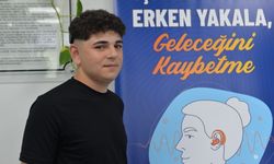 İşitme kaybı yaşayan liseli Muhammet'in biyonik kulakla duyma sevinci