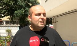 Kağıthane'de iş makinesi yan binanın balkonunu yıktı: Ev sahibi 'Deprem oluyor zannettik'