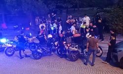 Kağıthane'de trafikte yol verme kavgasında 4 kişiyi bıçakladı; polis havaya ateş açtı